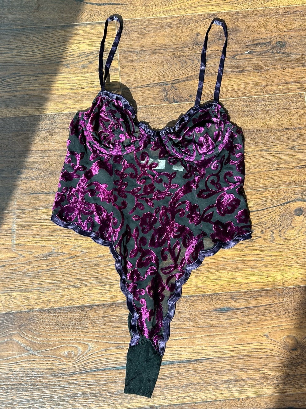 VTG Victoria’s Secret Burnout Velvet Teddy Bodysuit